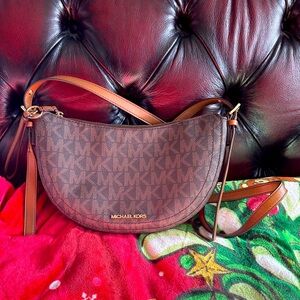 Michael Kors Camden Small Crossbody Bag